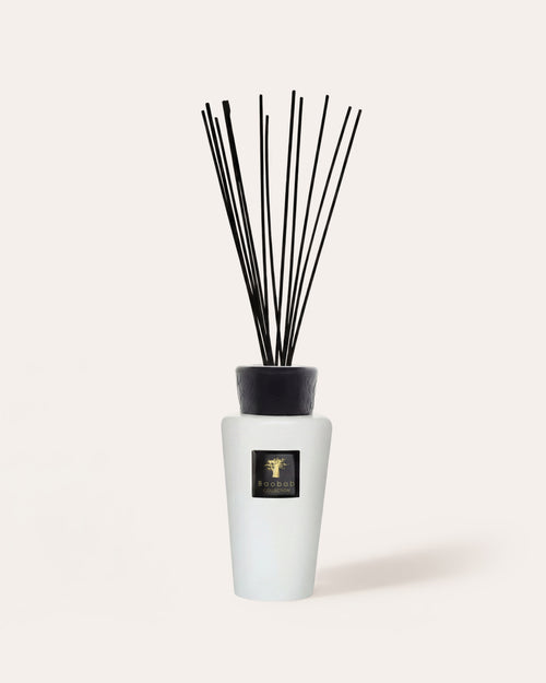 DIFFUSER LES PRESTIGIEUSES PIERRE DE LUNE