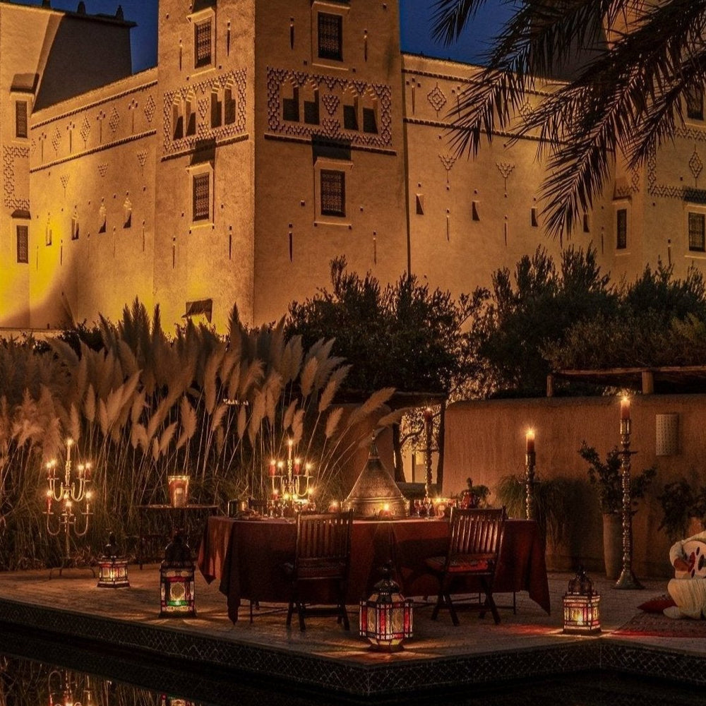 <p>DINNER UNDER THE STARS</p>