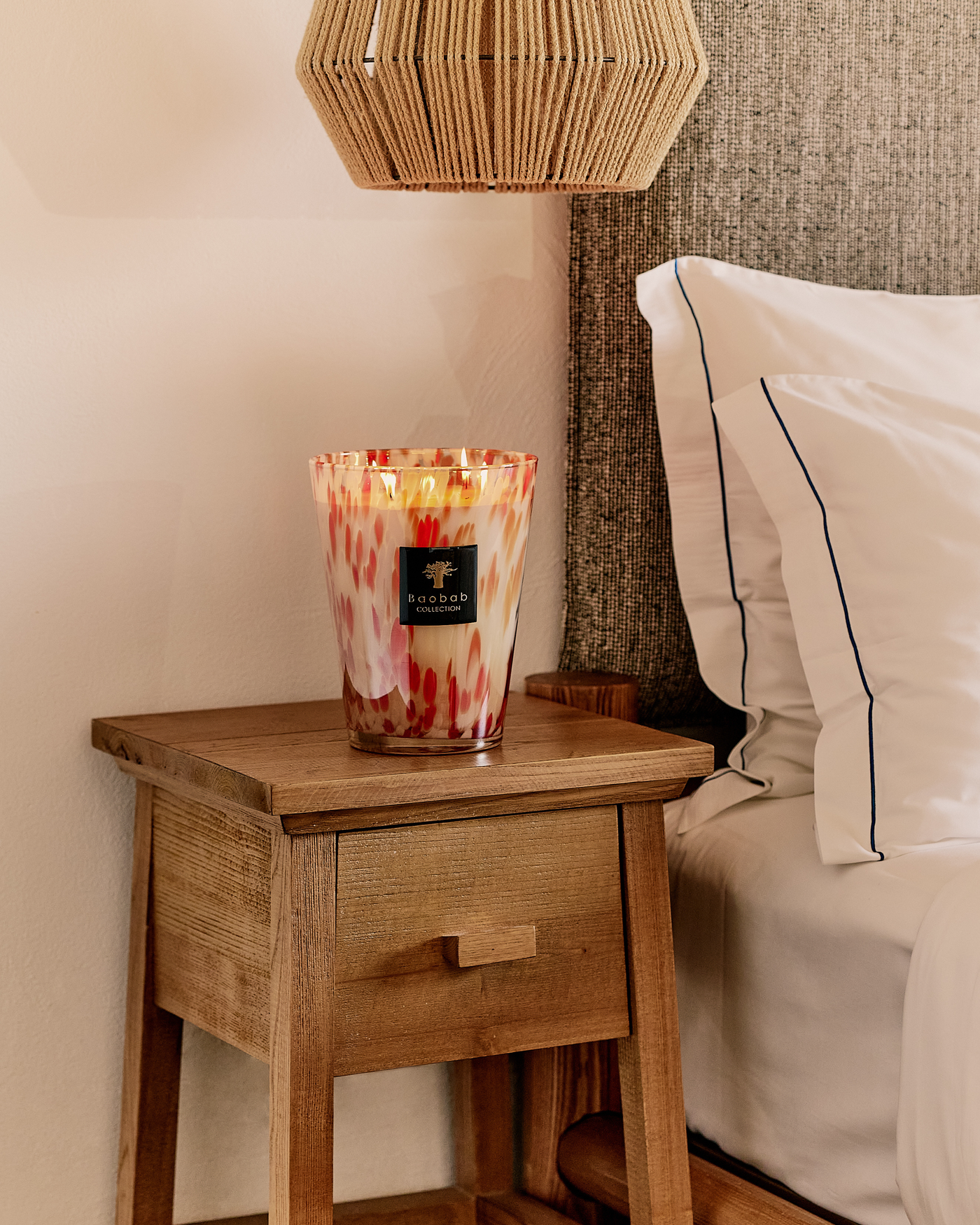 SCENTED CANDLE PEARLS CORAL