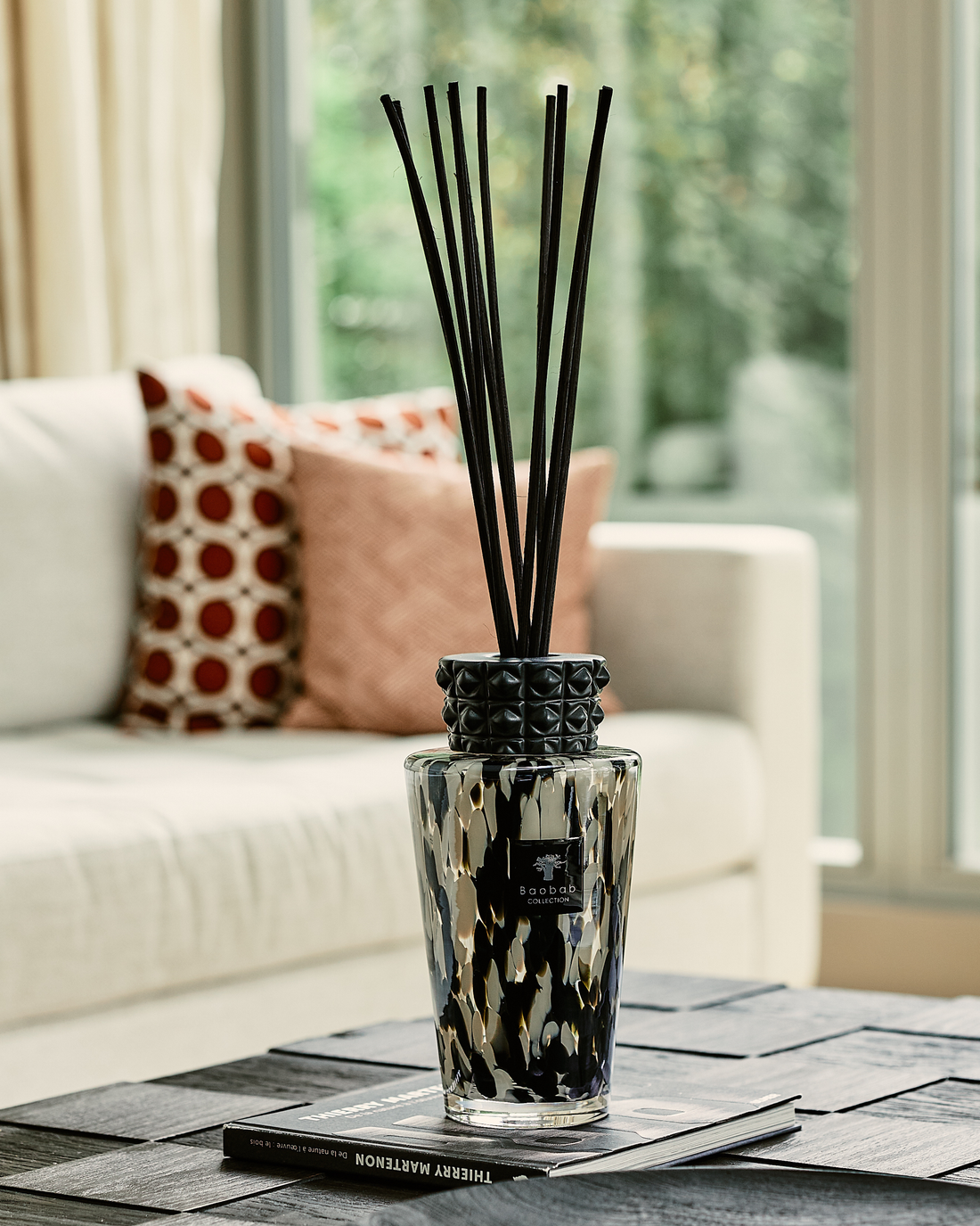 TOTEM PEARLS BLACK - BAOBAB COLLECTION