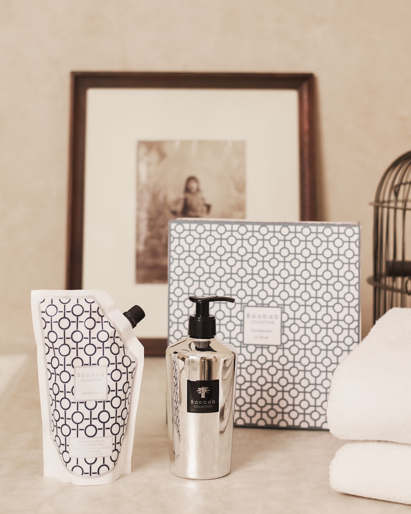GIFT BOX HAND WASH GEL GENTLEMEN IN SILVER