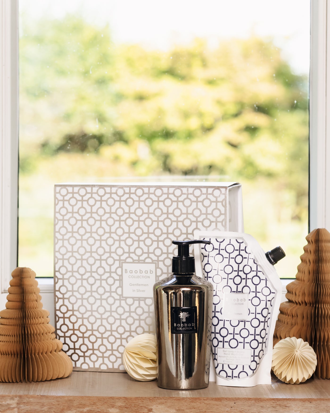 GIFT BOX HAND WASH GEL GENTLEMEN IN SILVER