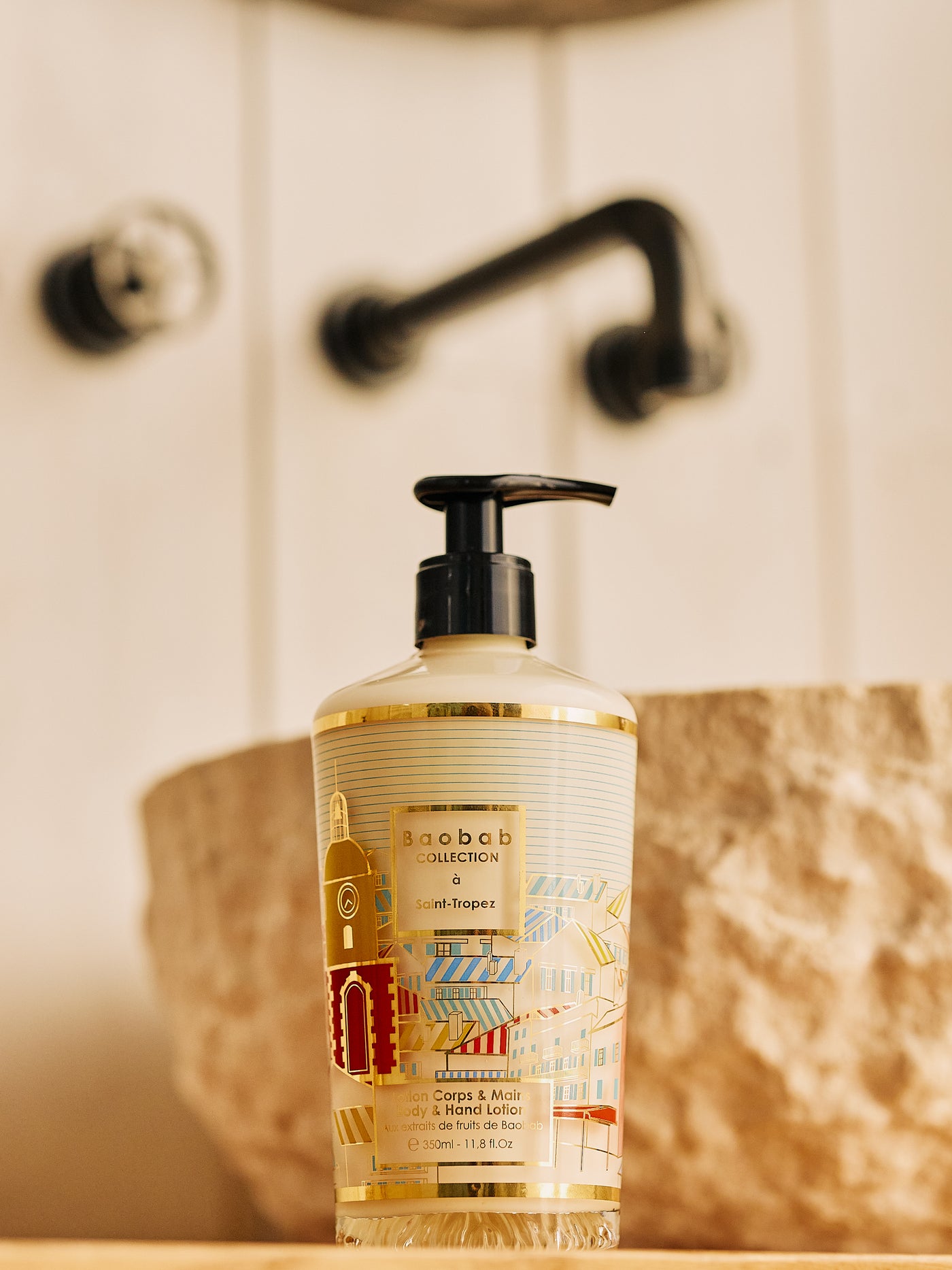 BODY & HAND LOTION A SAINT-TROPEZ