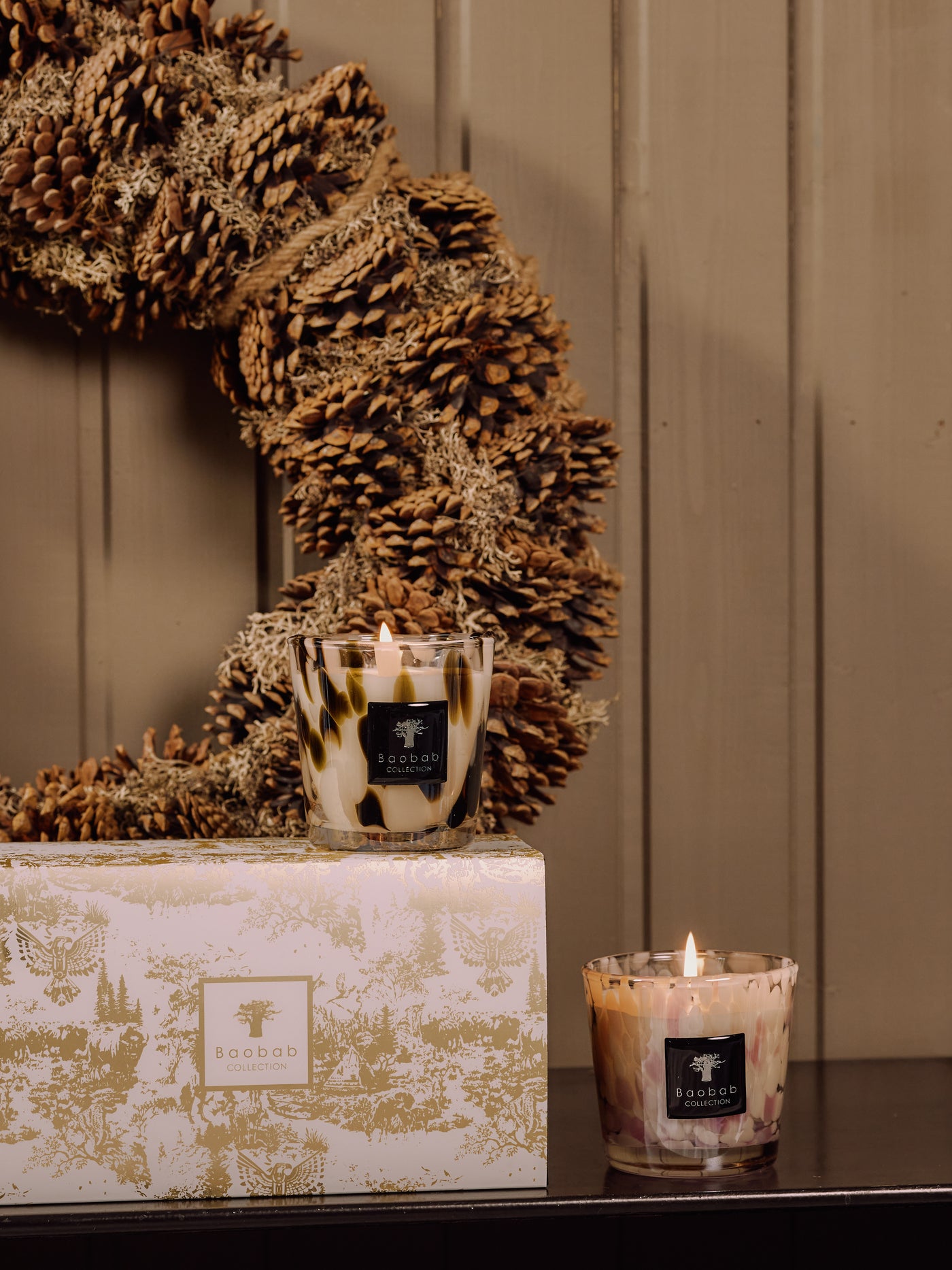BLACK & WHITE PEARLS CANDLE DUO