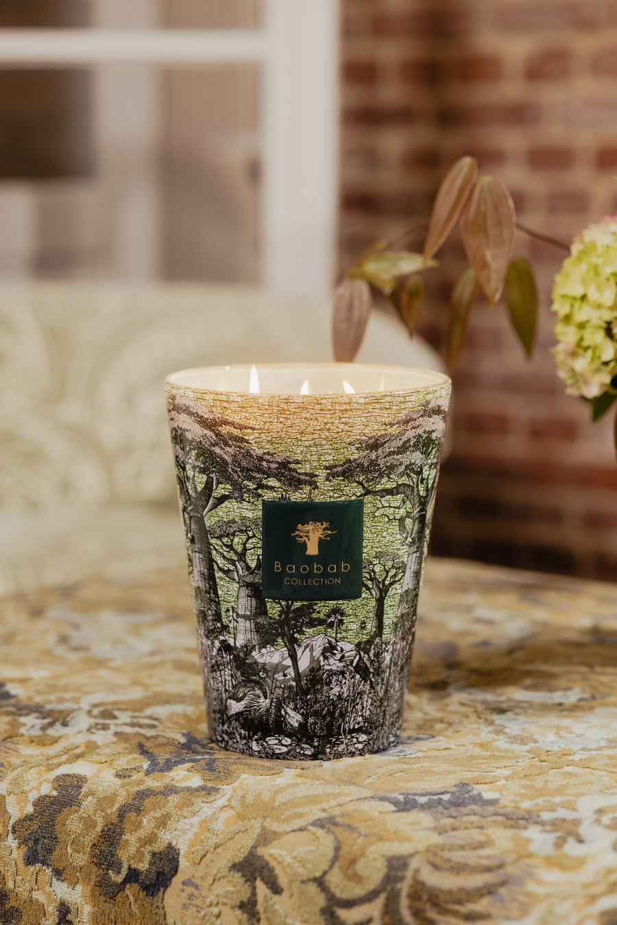 SCENTED CANDLE SACRED TREES TOUBA