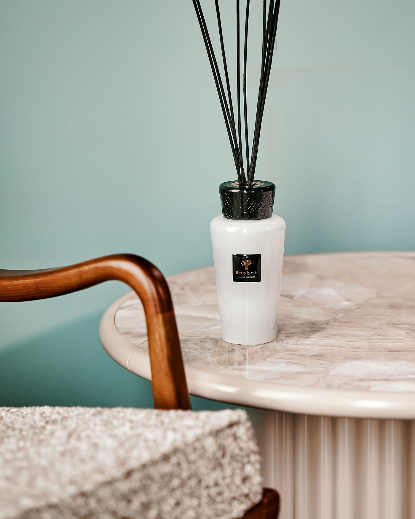 DIFFUSER LES PRESTIGIEUSES PIERRE DE LUNE