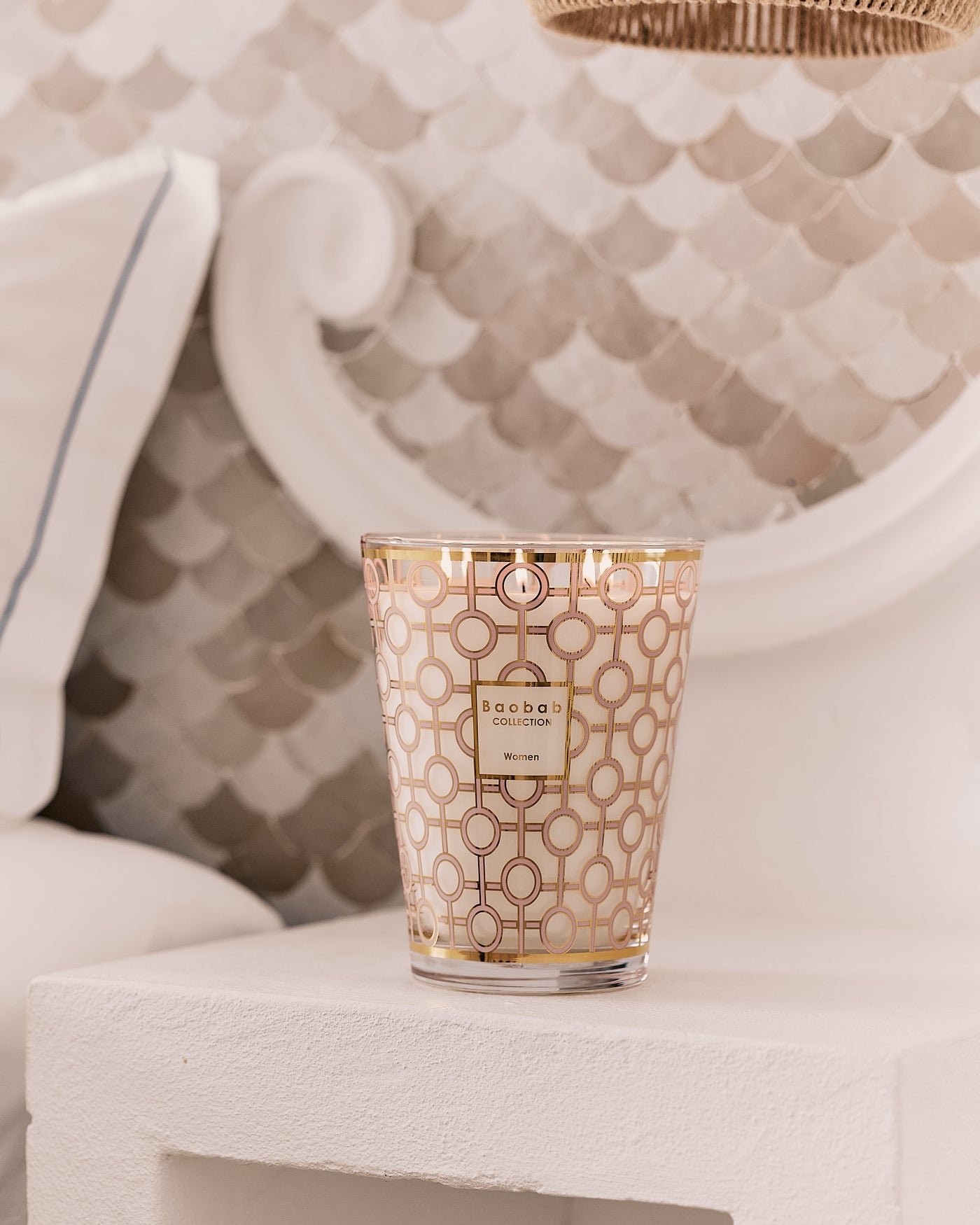 SCENTED CANDLE WOMEN
