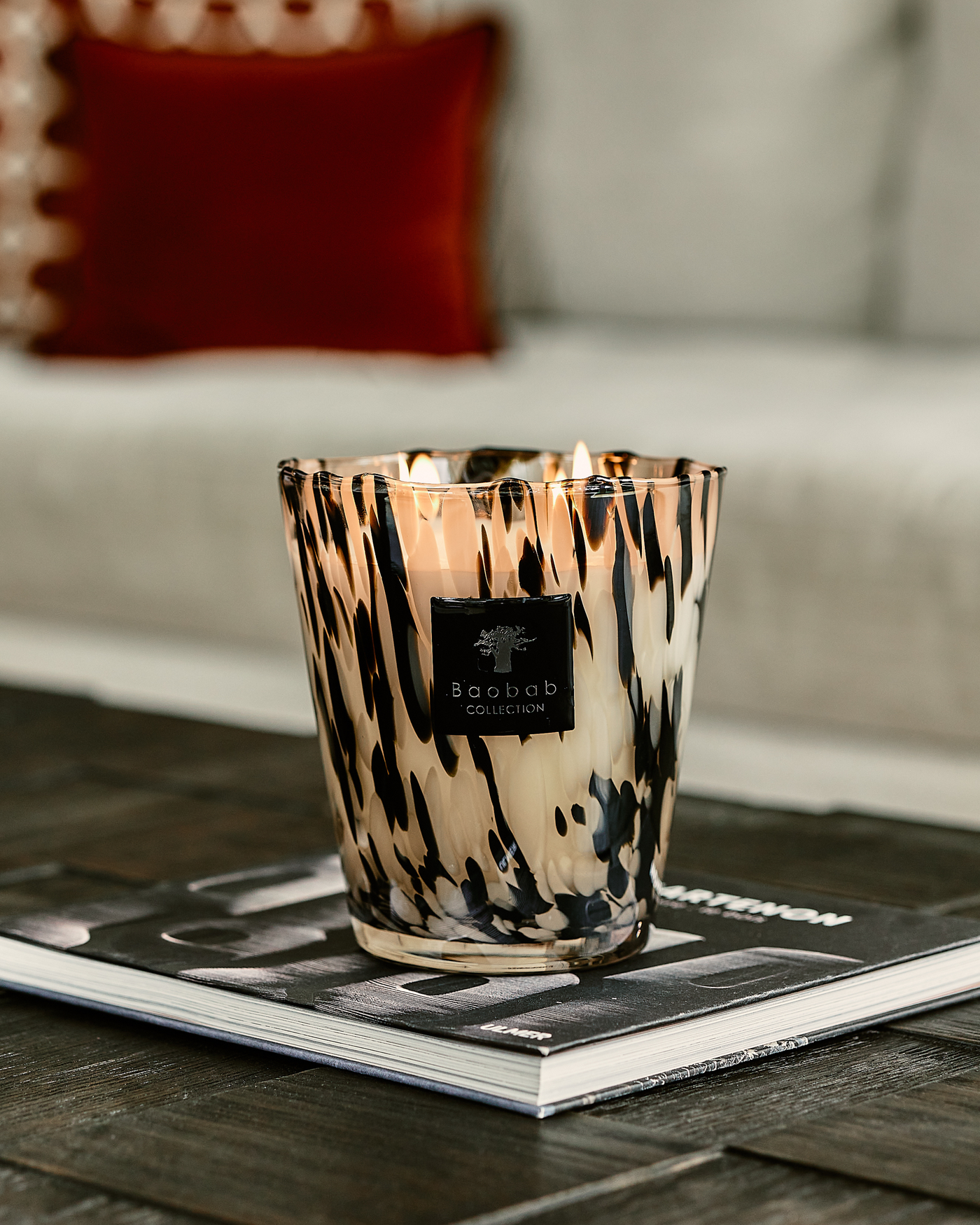 SCENTED CANDLE PEARLS BLACK